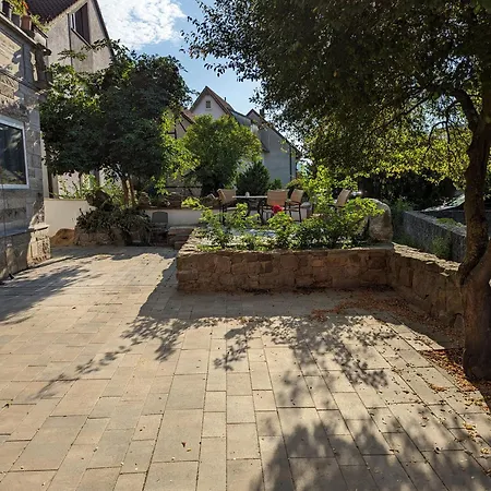 Wein Und Stein Holiday home Randersacker